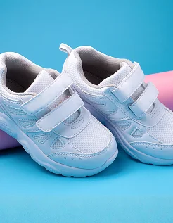 ladies-white-sneakers