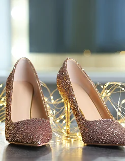 rose-gold-pumps